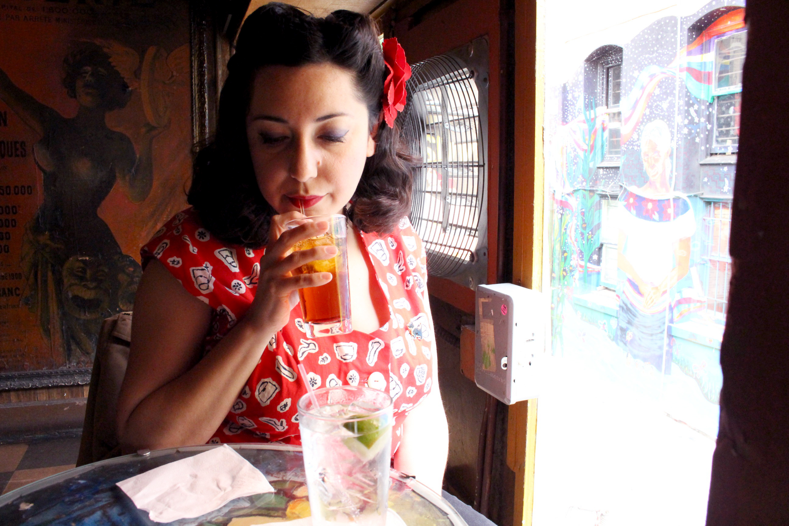 Vintage Simplicity 1460 peplum blouse, sipping away at a cocktail and enjoying a day off | @vintageontap