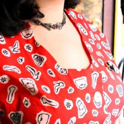 Vintage Simplicity 1460 peplum blouse, neckline close up | @vintageontap