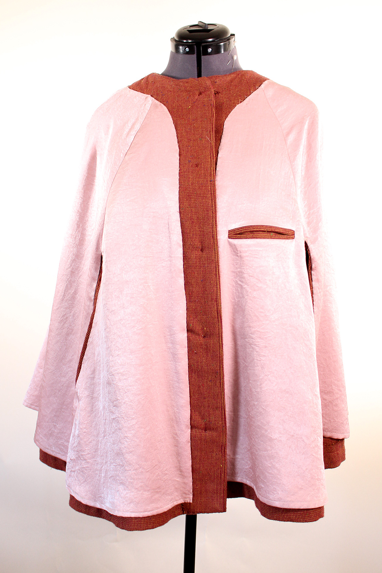 Front interior view of the vintage style Seamwork Camden cape | Vintage on Tap