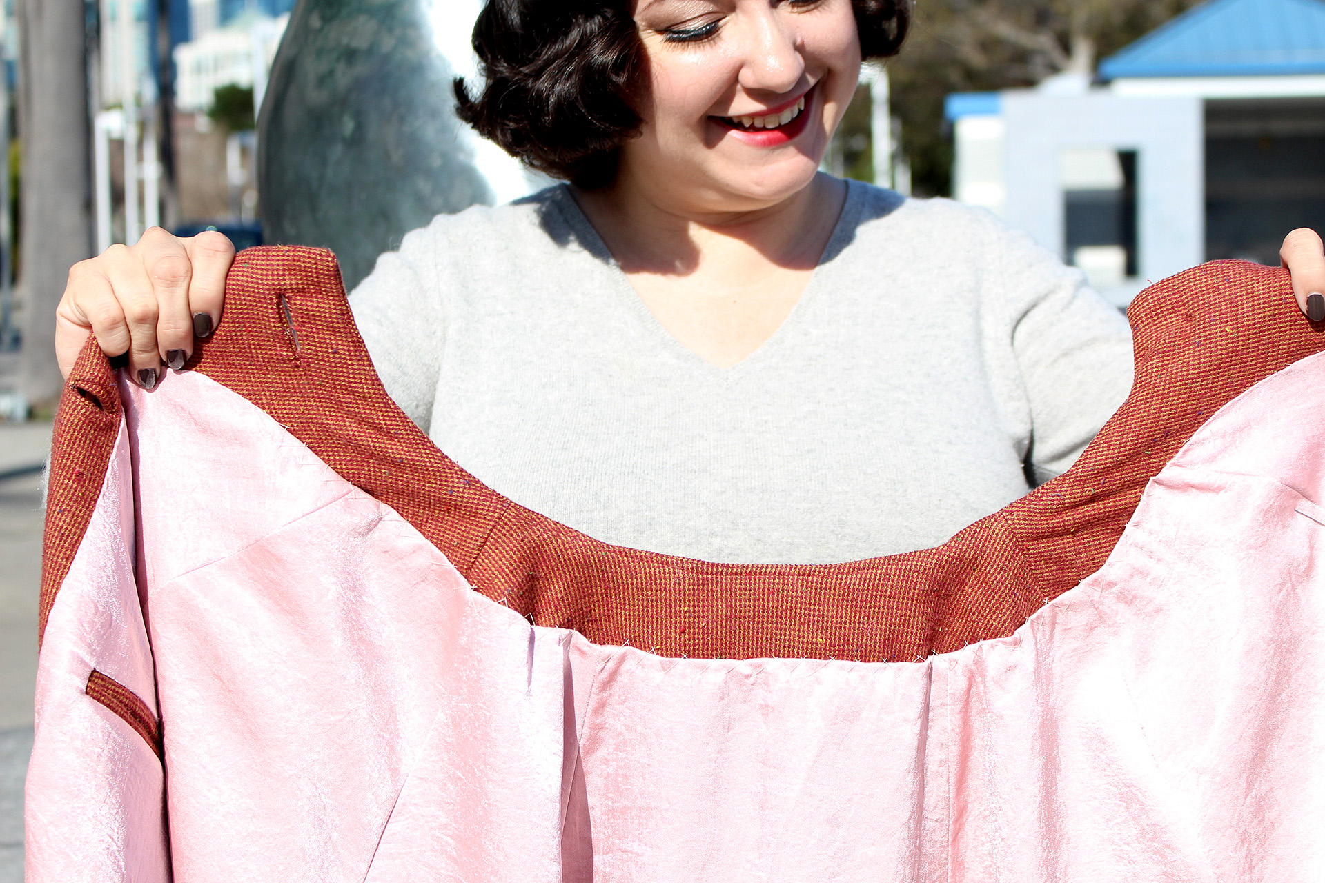 Sewing the Seamwork Camden, upgraded with vintage sewing details for a more vintage style cape | Vintage on Tap