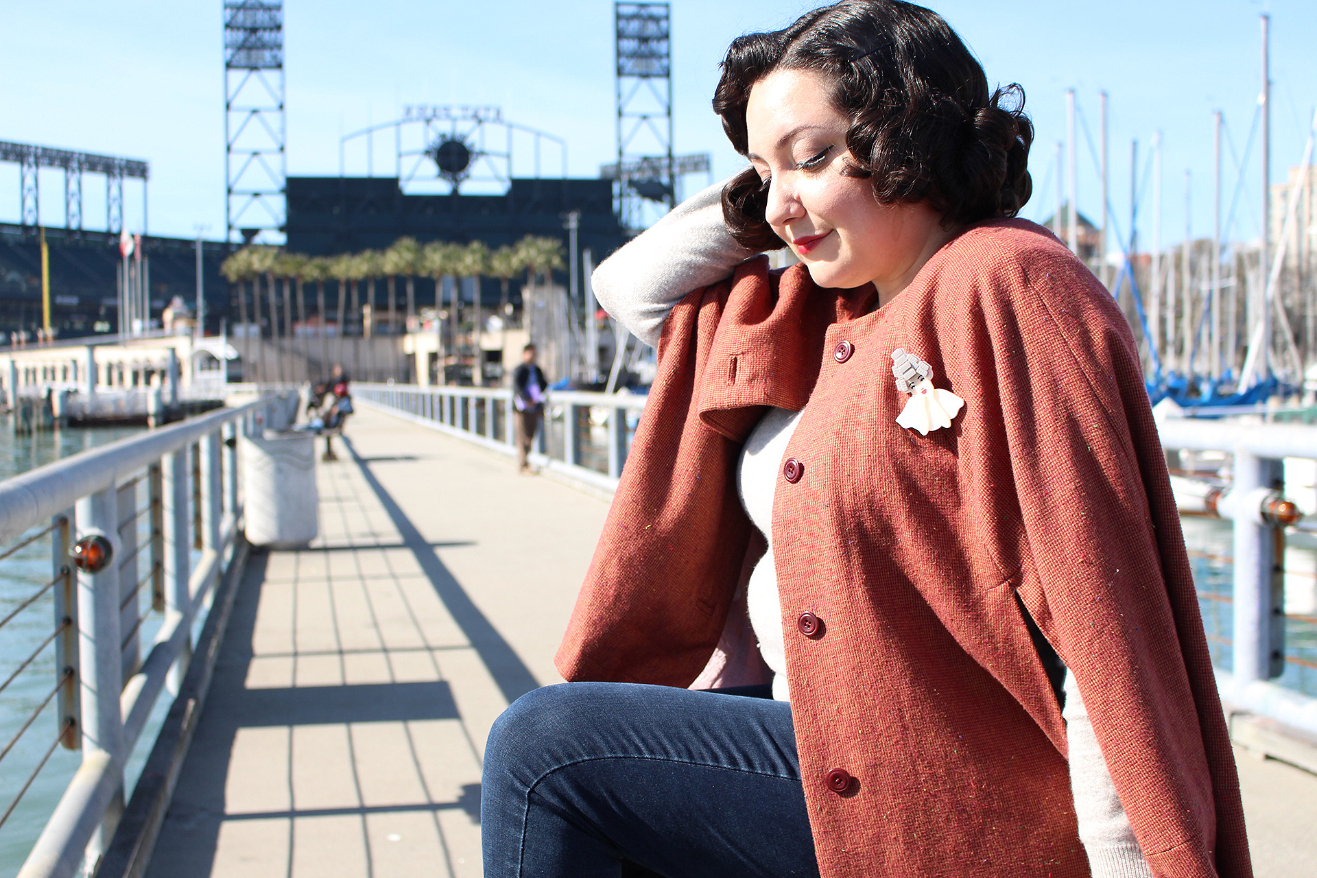 Vintage-inspired sewing, the Seamwork Camden cape with full vintage style | Vintage on Tap